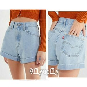 Levi's High Rise Mom Shorts Denim Blue